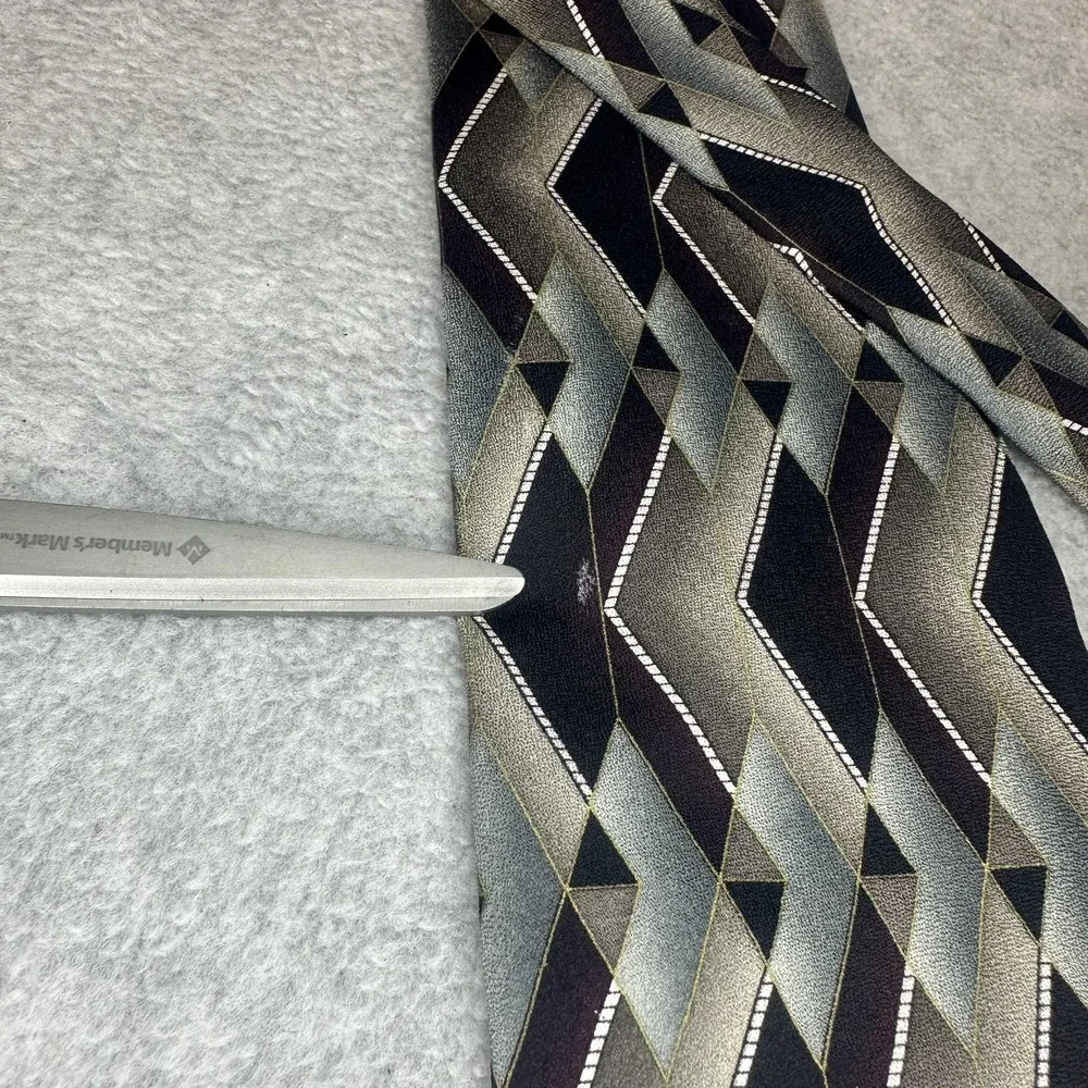 Grappa‎ Tie Mens One Size Black Gray Italian Silk Handmade USA Geometric Chevron